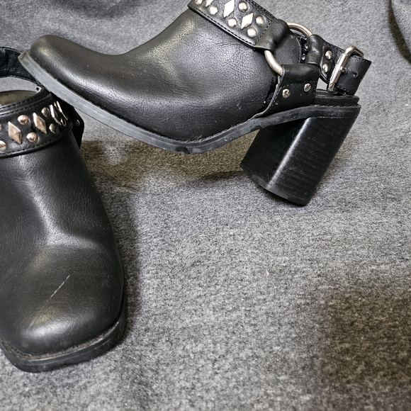 Current Mood cowboy style heel booties - Picture 2 of 4